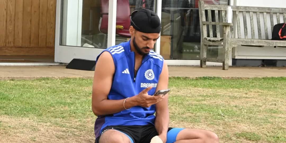 Arshdeep Singh Breaks into Bhangra with ‘Live. Laugh. Love.’ Vibe After India’s Draw